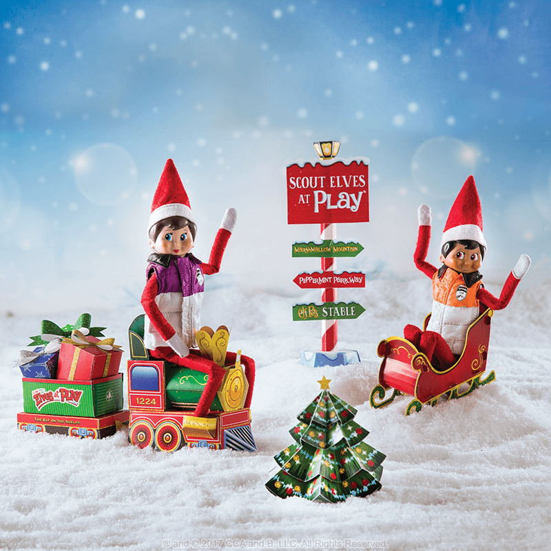 Scout Elves at Play® Paper Crafts: Lifestyle Shot